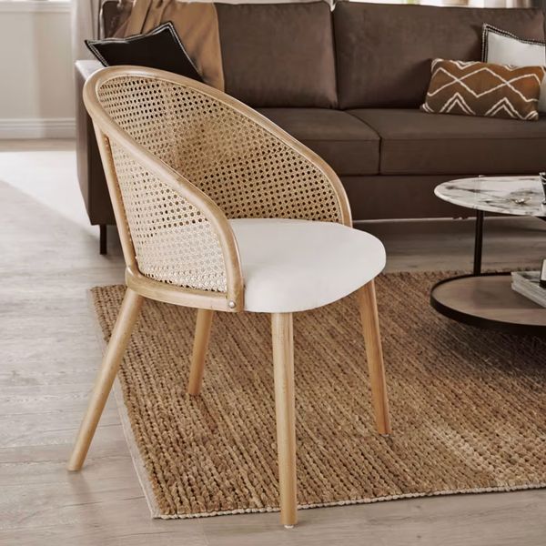 Обеденное кресло цвета экрю с плетением из ротанга Sockette фото